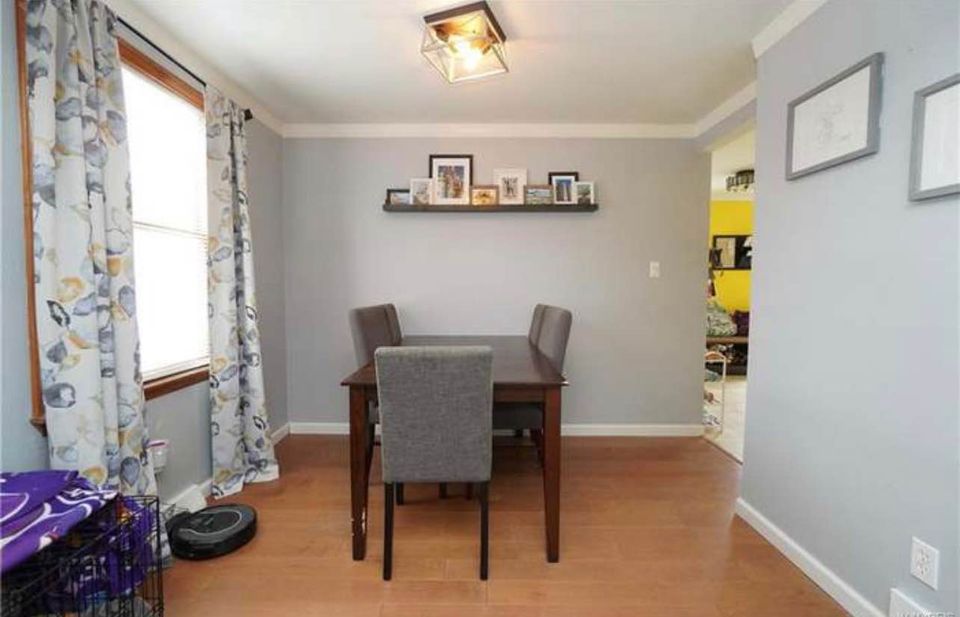 3 Beds 2 Baths - Townhouse - 4