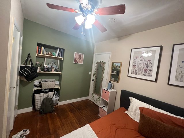 4 Beds 1 Bath Apartment photo'