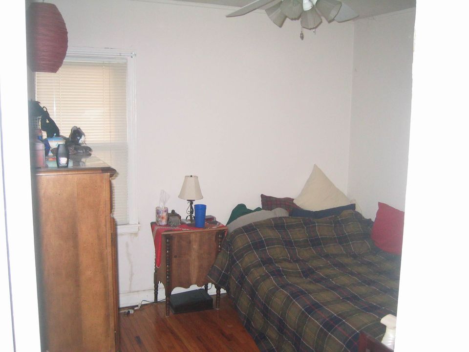 1 Bed 1 Bath - House photo'