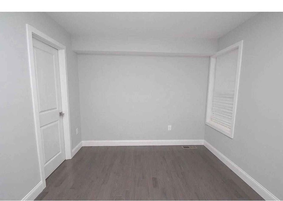 1 Bed 1 Bath - Townhouse photo'