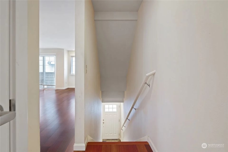 1 Bed 1 Bath Townhouse photo'