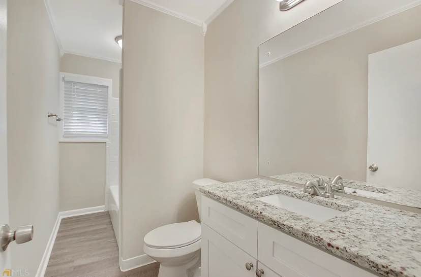 1 Bed 2 Baths - Townhouse photo'