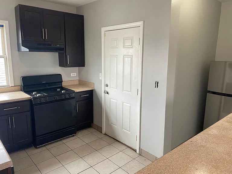 2 Beds 1 Bath - Apartment photo'