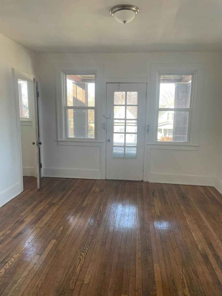 2 Beds 1 Bath - Apartment photo'