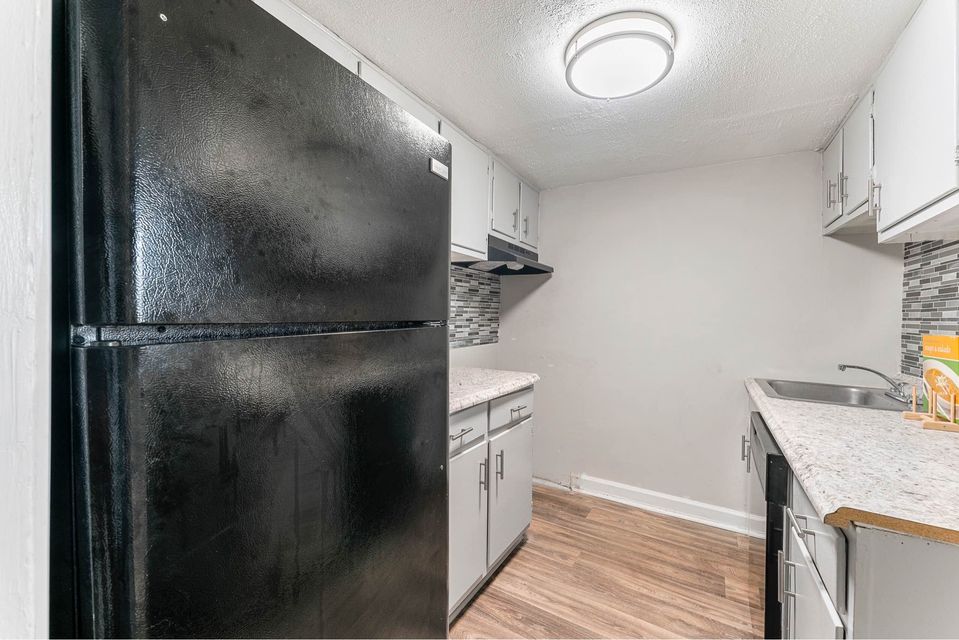 2 Beds 1 Bath - Apartment photo'