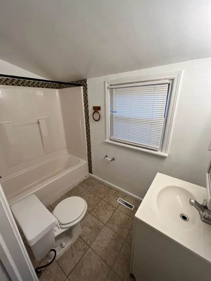 2 Beds 1 Bath - Apartment photo'