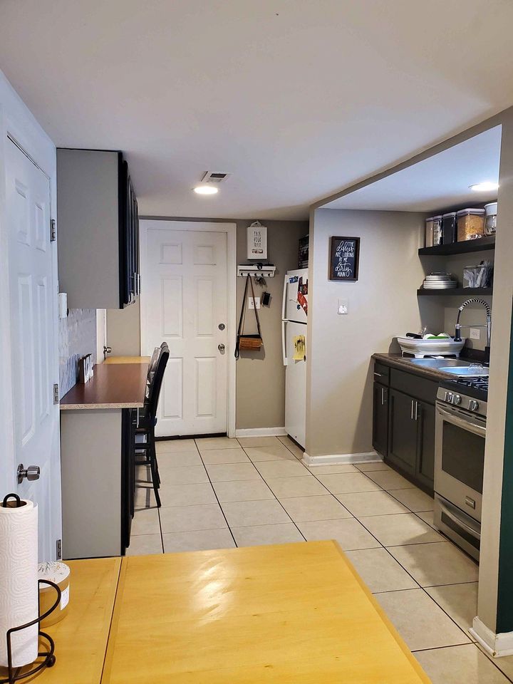 2 Beds 1 Bath - Apartment