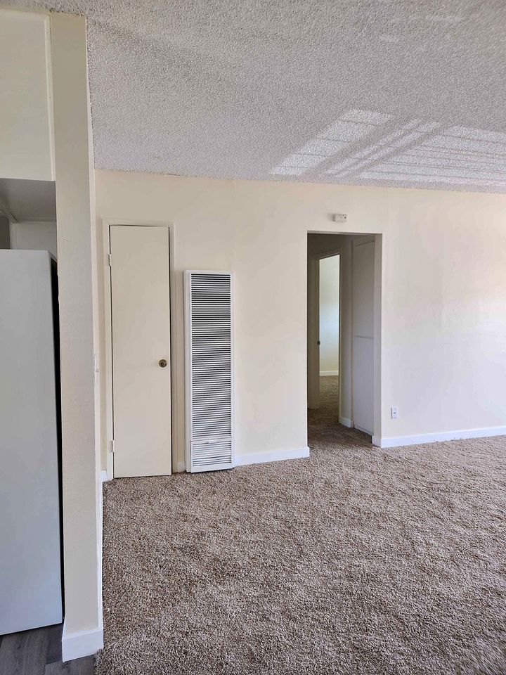 2 Beds 1 Bath - Apartment