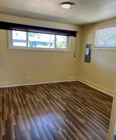 2 Beds 1 Bath - House photo'