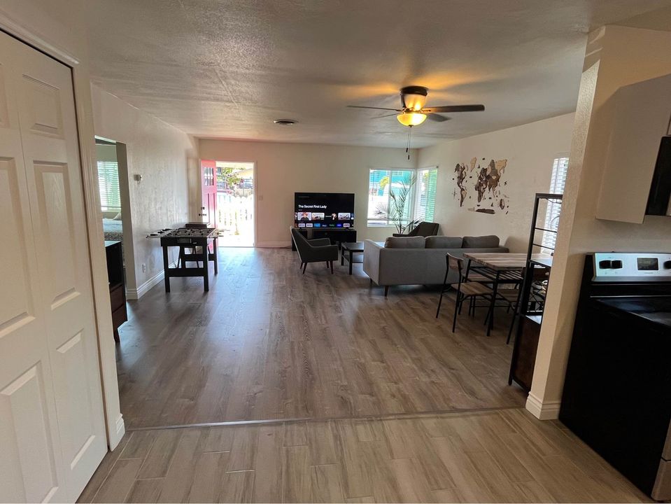 2 Beds 1 Bath - House photo'