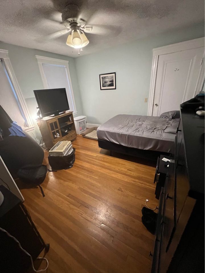 3 Beds 1 Bath - Apartment photo'