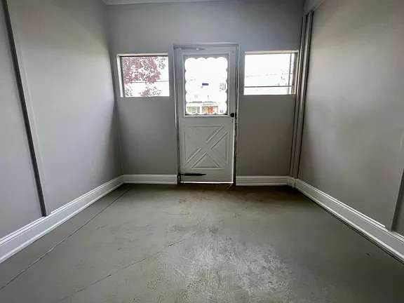 3 Beds 1 Bath - House photo'