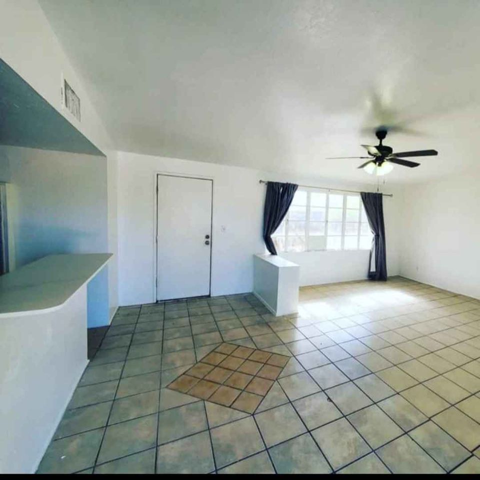 2 Beds 1 Bath - House photo'