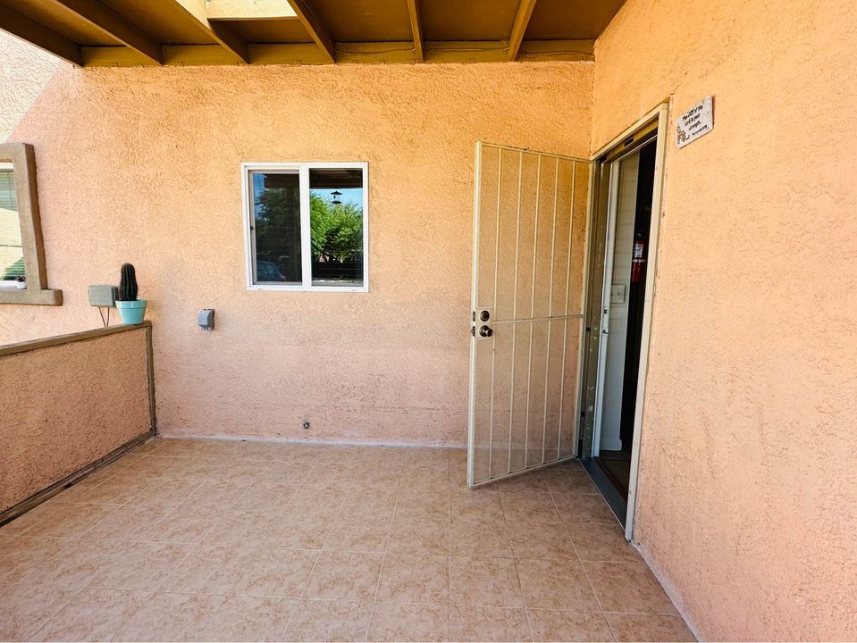 3 Beds 1 Bath - House photo'