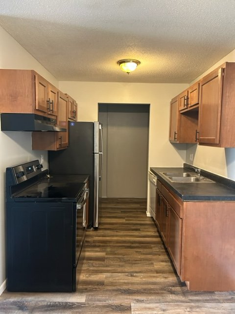 2 Beds 1.5 Baths Apartment - 6