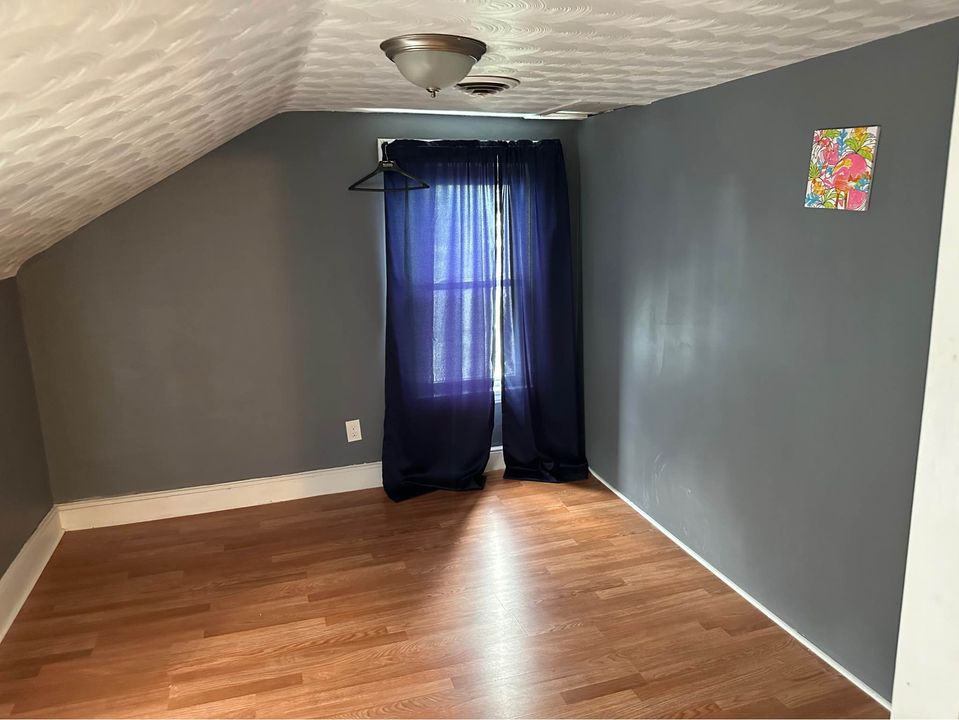 2 Beds 1 Bath - House photo'