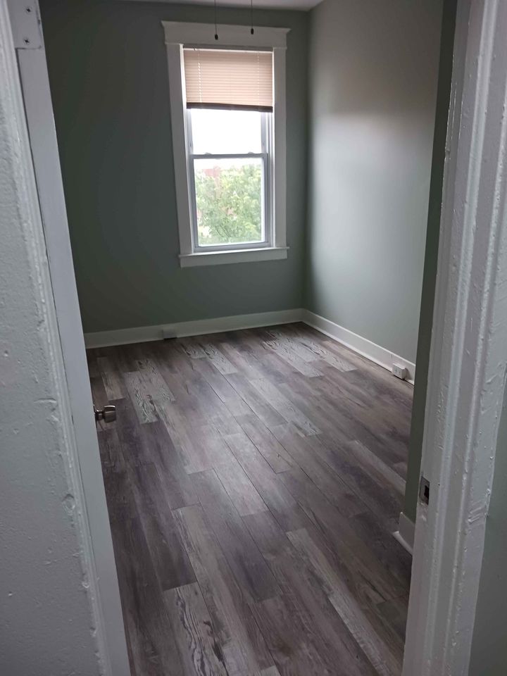 3 Beds 1 Bath - Apartment photo'