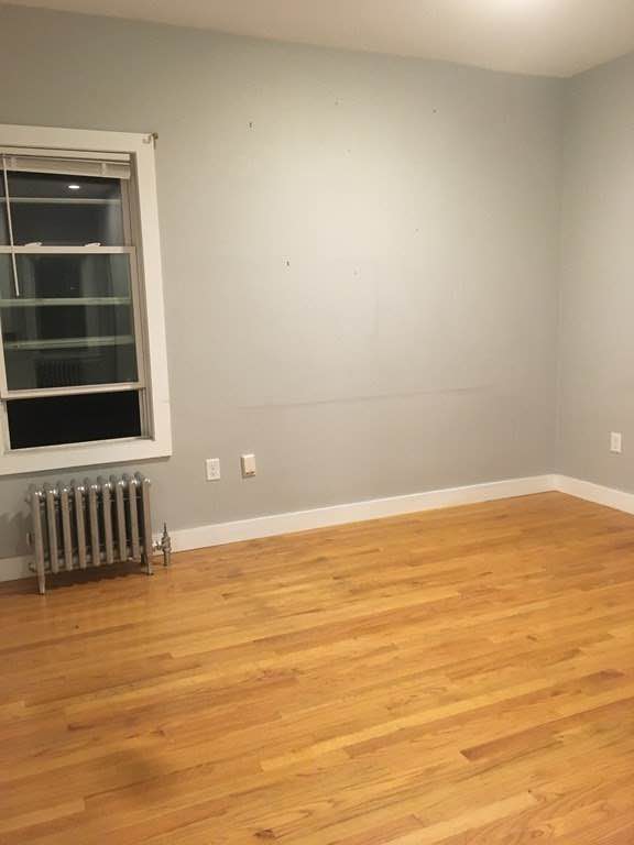 4 Beds 1 Bath - Apartment photo'