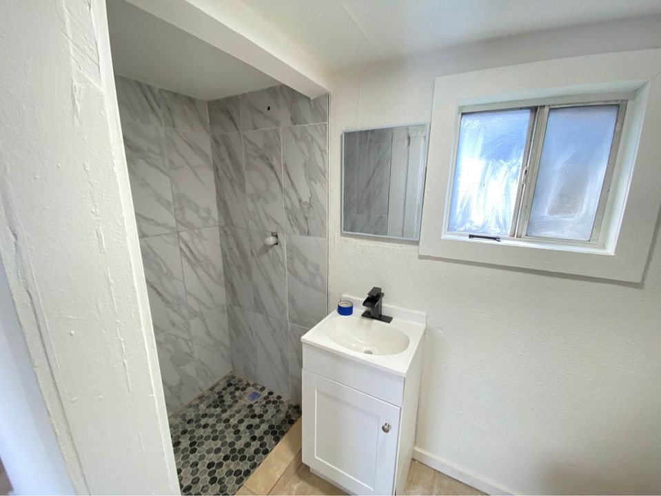 1 Bed 1 Bath - Apartment photo'