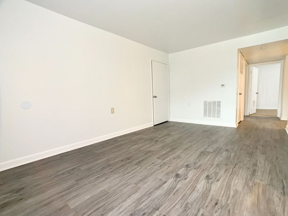 2 Beds 1 Bath Apartment photo'