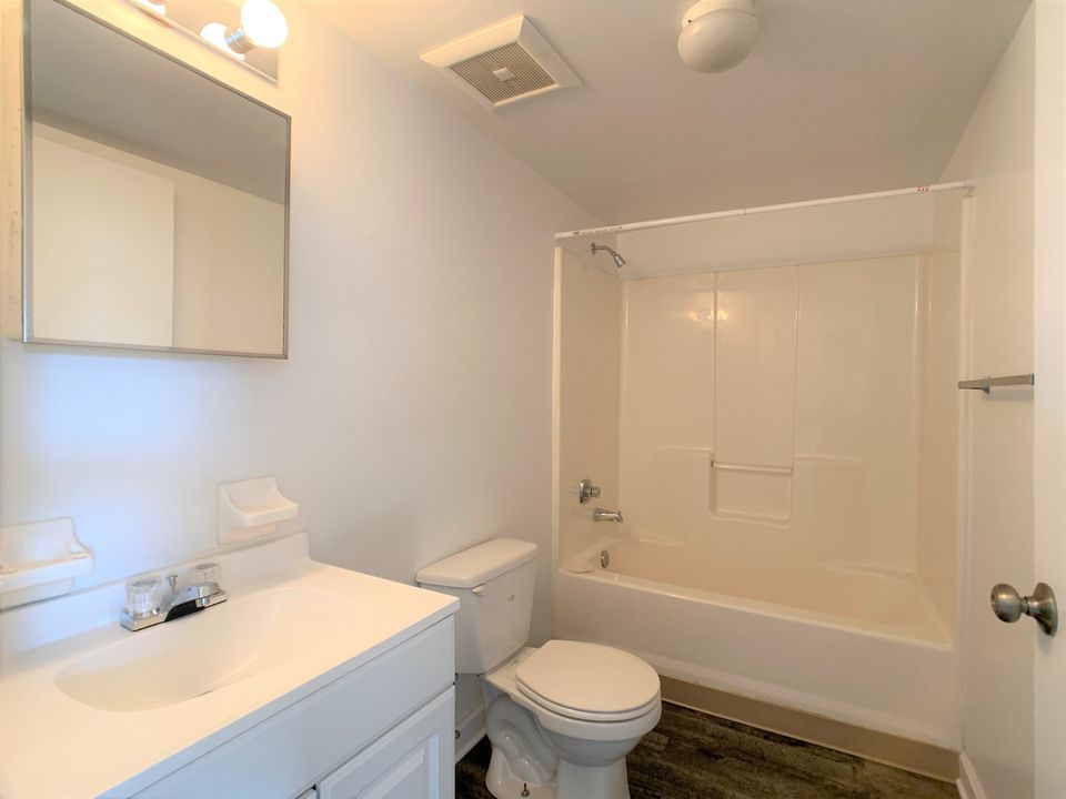 2 Beds 1 Bath Apartment photo'