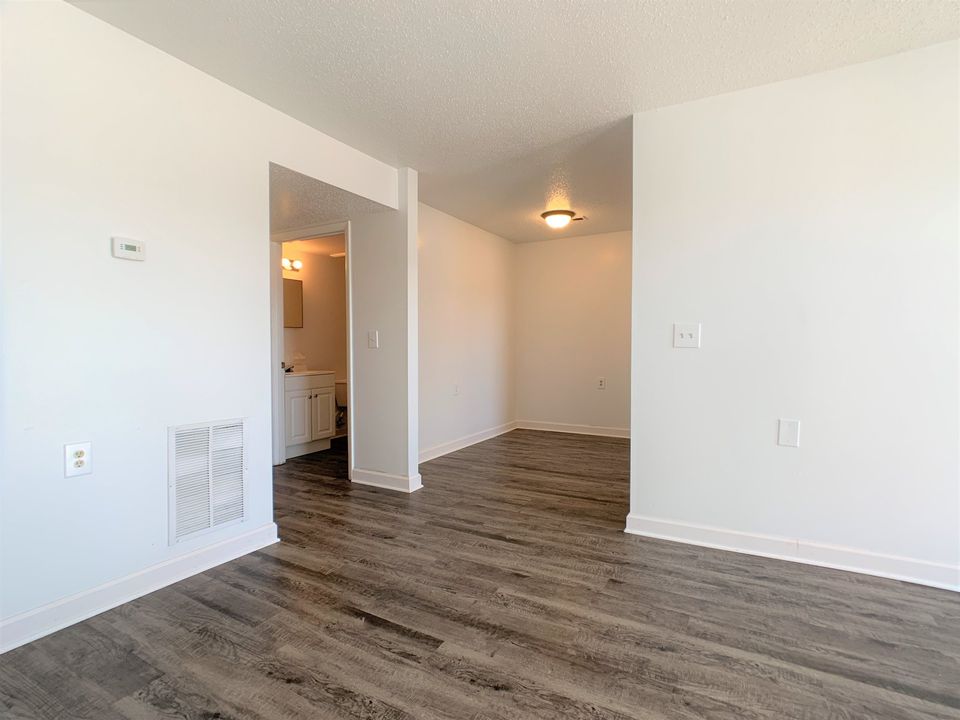 2 Beds 1 Bath Apartment photo'