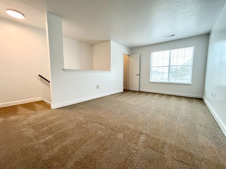 2 Beds 1 Bath Apartment photo'