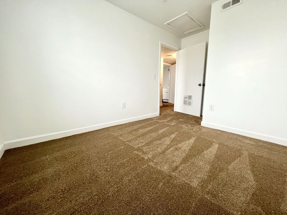 2 Beds 1 Bath Apartment photo'