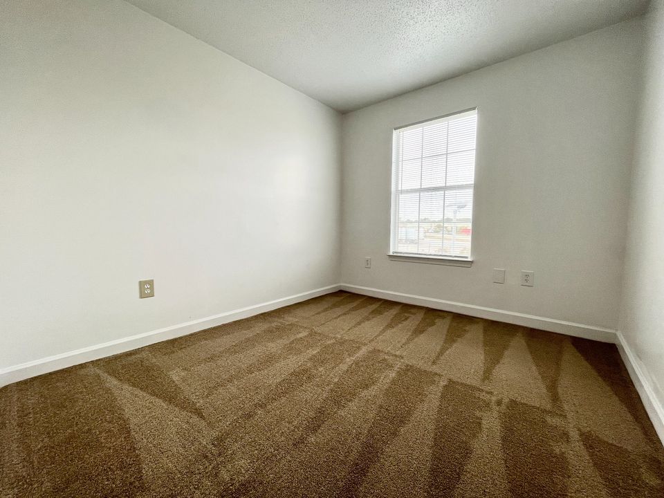 2 Beds 1 Bath Apartment photo'