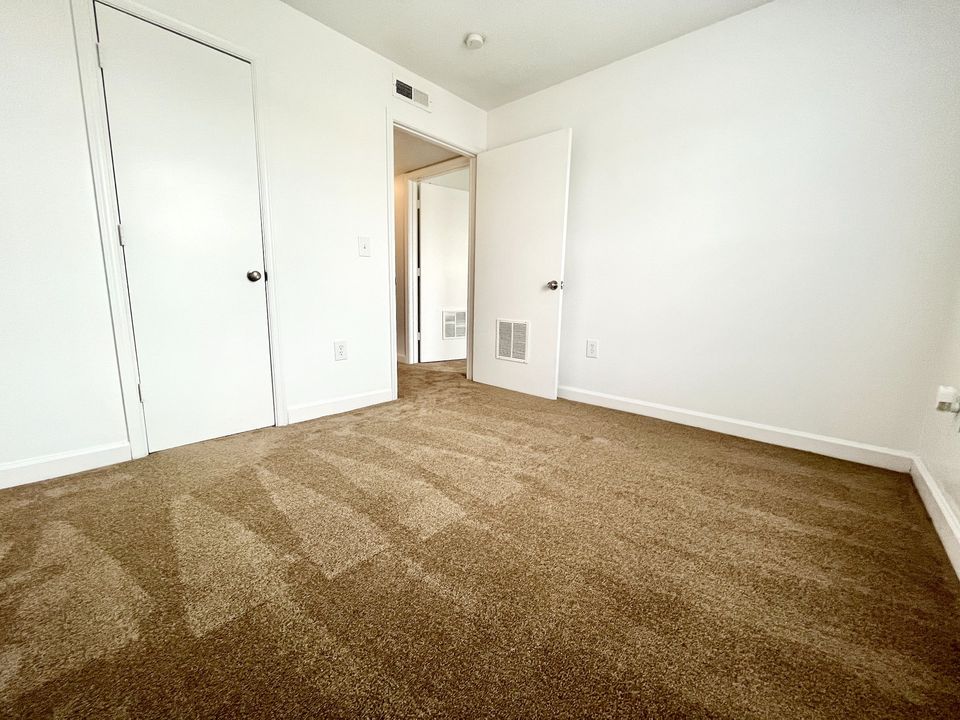 2 Beds 1 Bath Apartment photo'