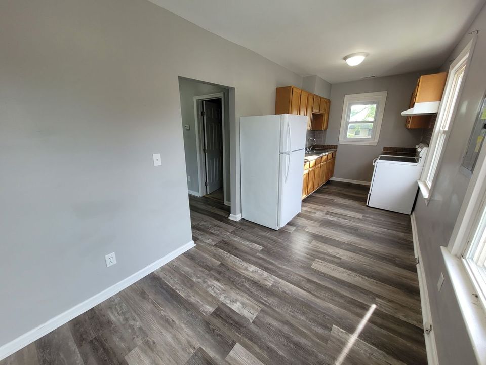 2 Beds 1 Bath Apartment photo'