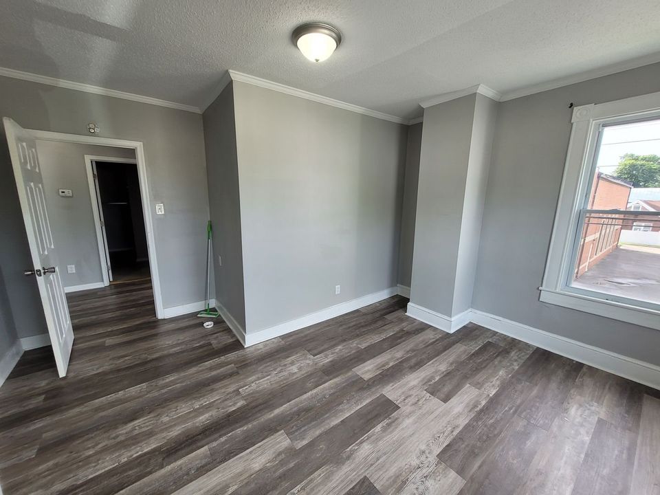 2 Beds 1 Bath Apartment photo'