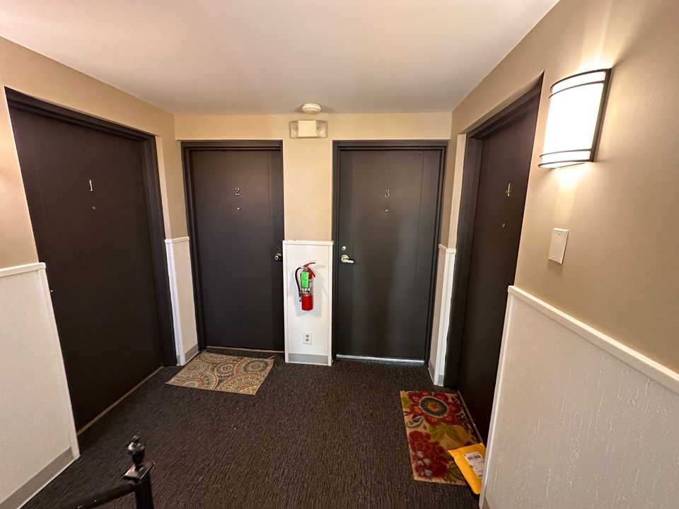 2 Beds 1 Bath Townhouse photo'