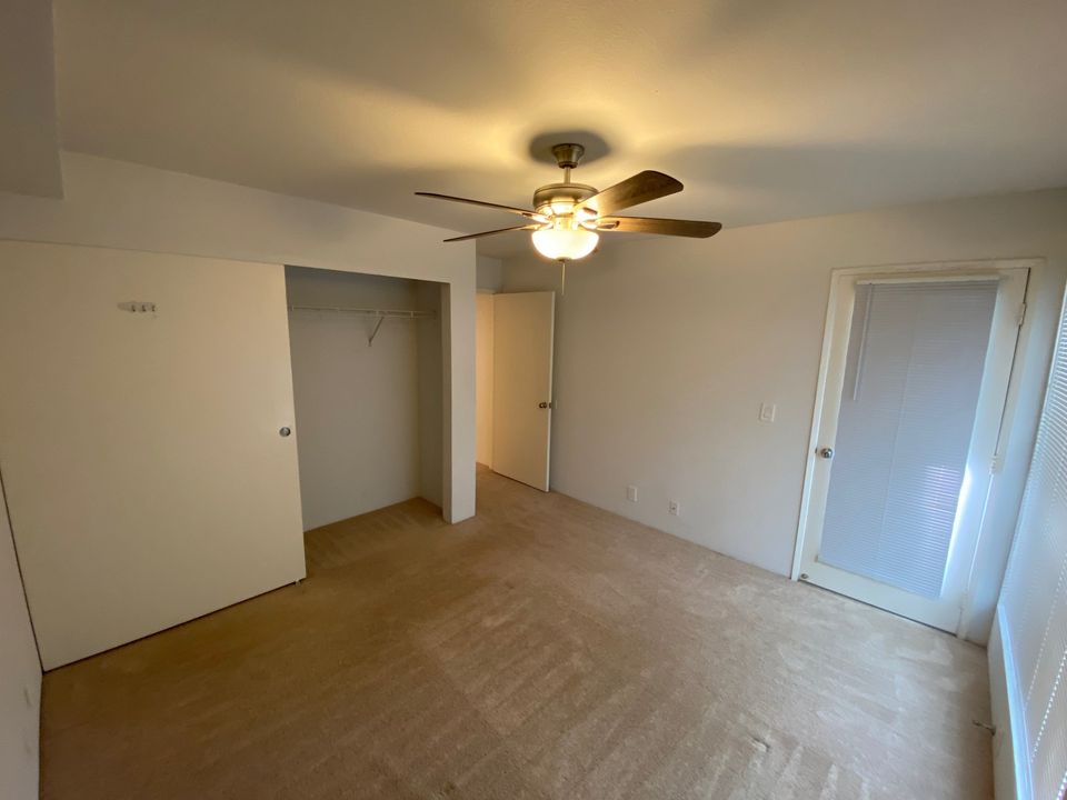 2 Beds 1 Bath Townhouse photo'