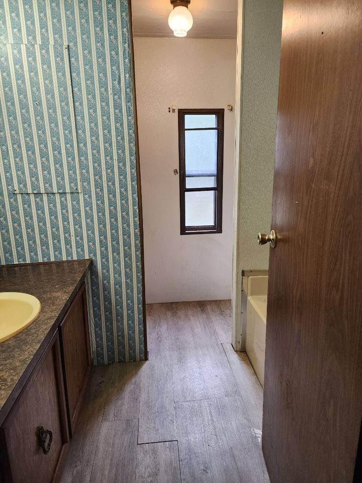 2 Beds 2 Baths - House - 8