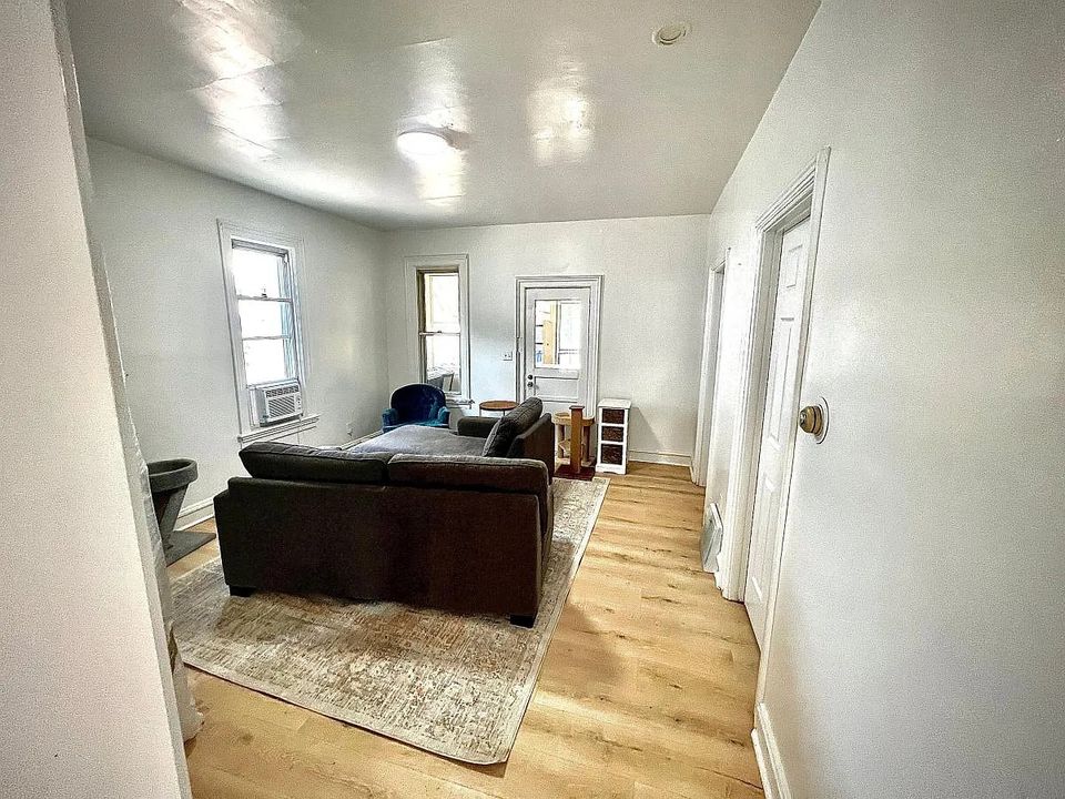 3 Beds 1 Bath House photo'