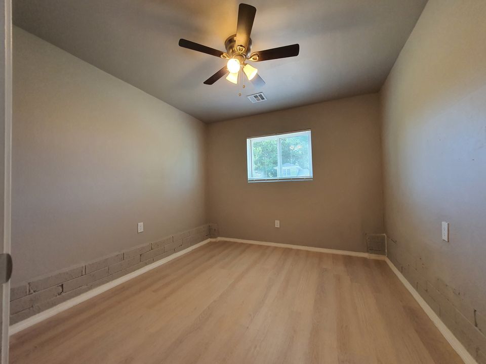 3 Beds 1 Bath House photo'