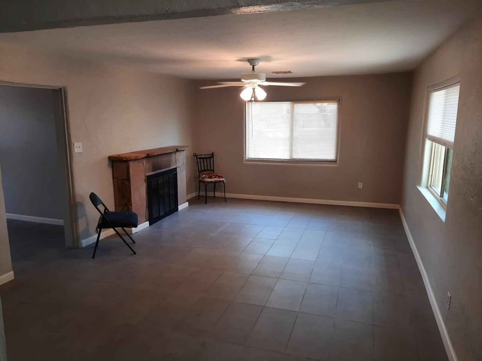 3 Beds 1 Bath - House photo'