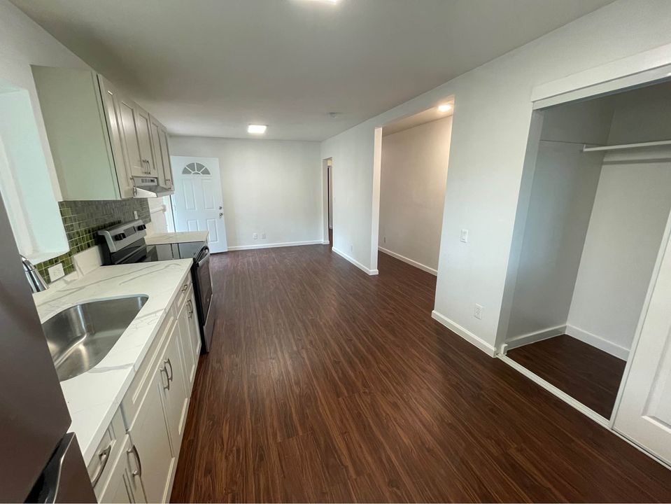 2 Beds 1 Bath - House