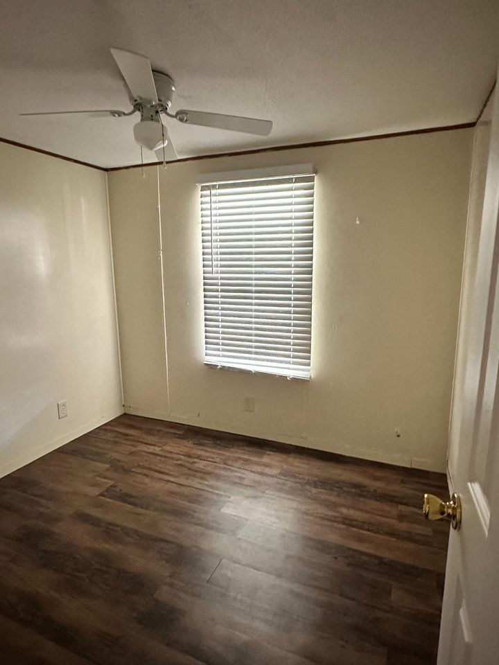 2 Beds 1 Bath House photo'