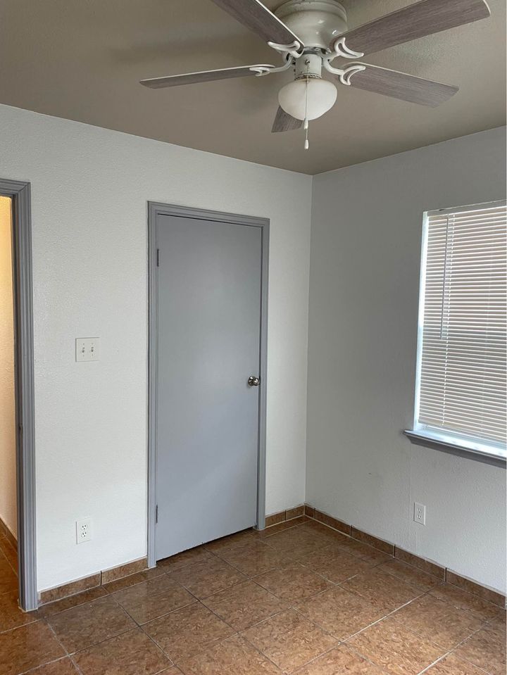 2 Beds 1 Bath - House photo'