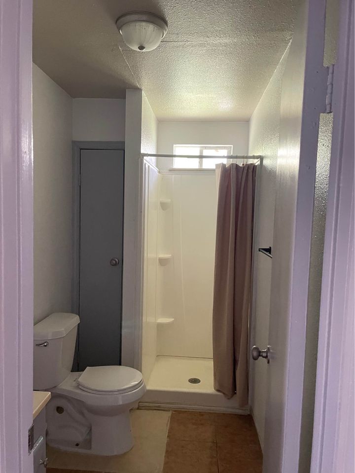 2 Beds 1 Bath - House photo'