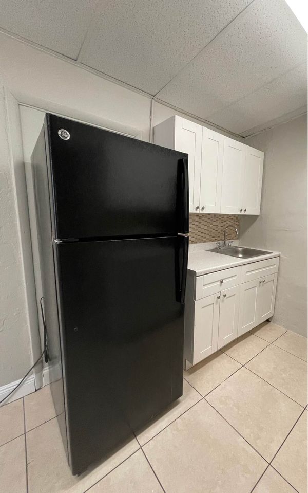 2 Beds 1 Bath - House photo'