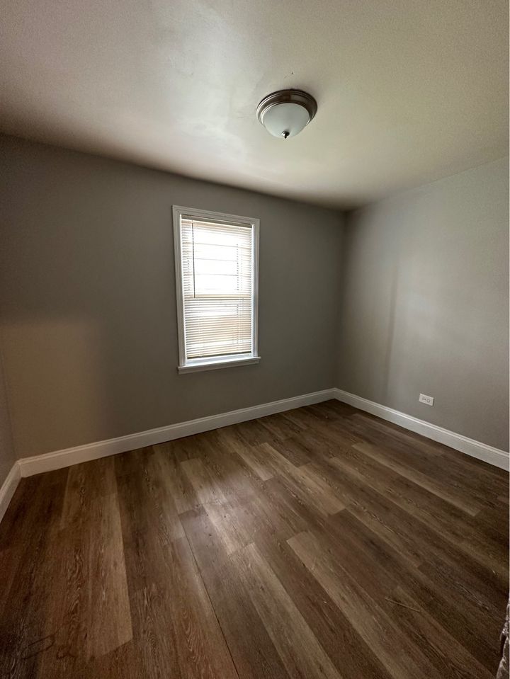 3 Beds 1 Bath - Apartment photo'