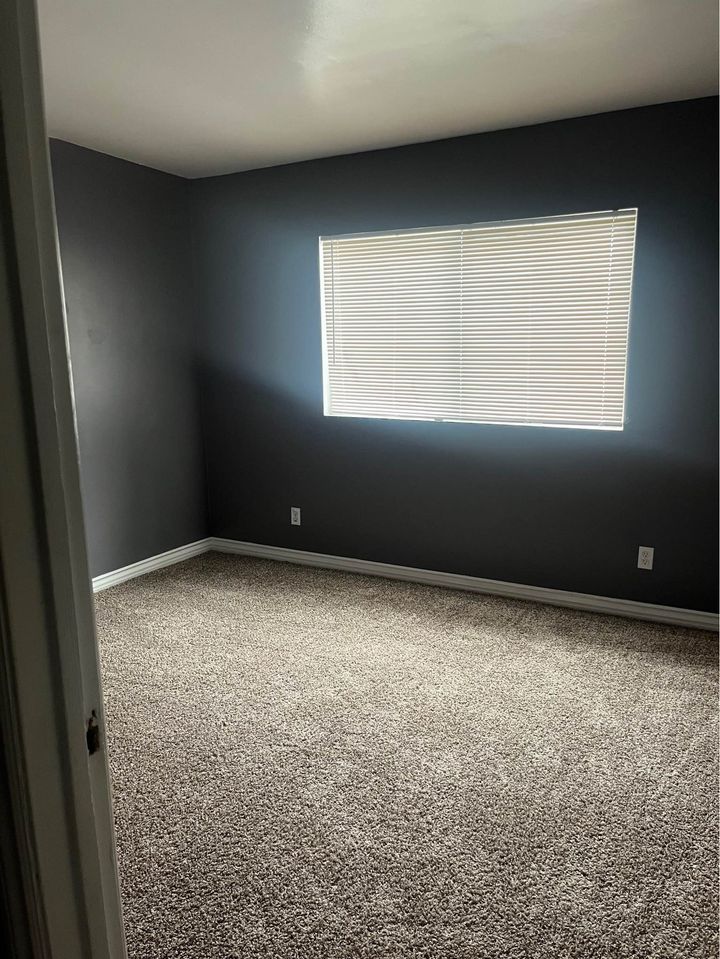 3 Beds 1 Bath - House photo'