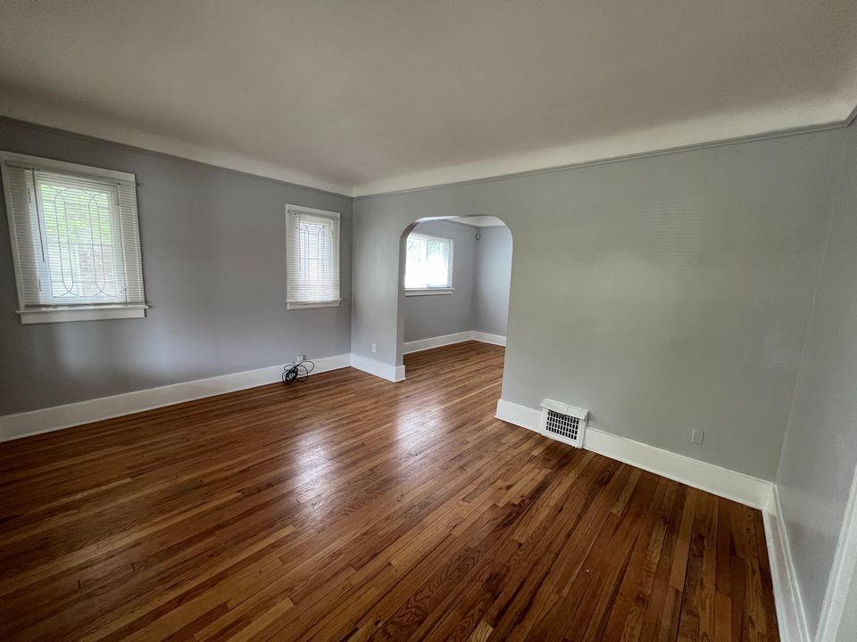 2 Beds 1 Bath Apartment photo'