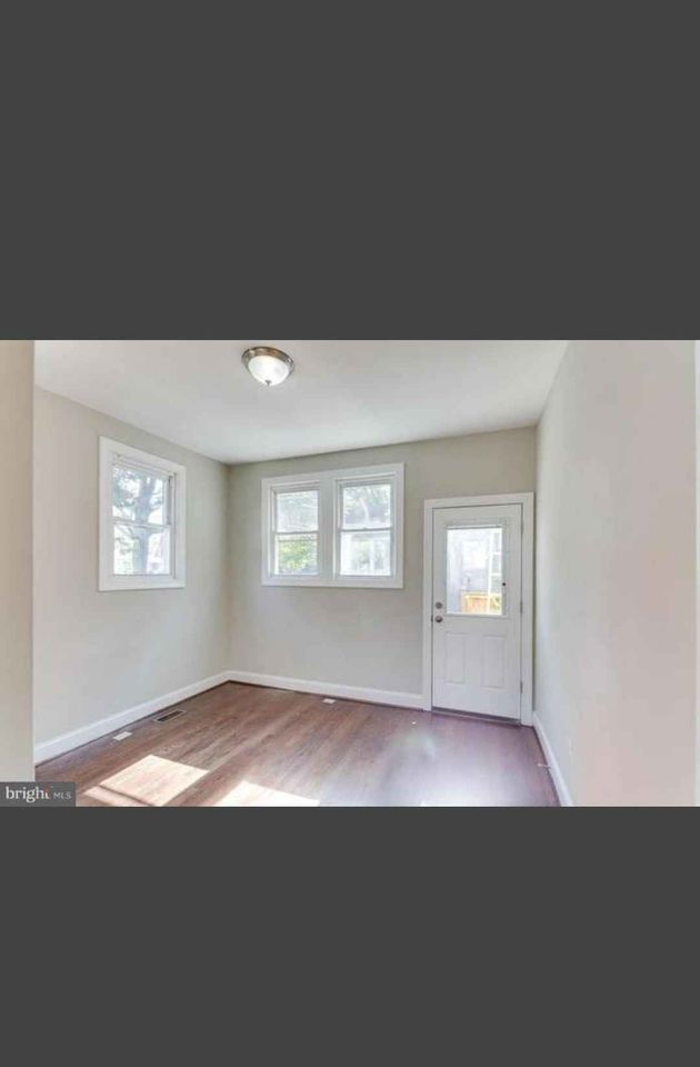 2 Beds 1 Bath - House - 8