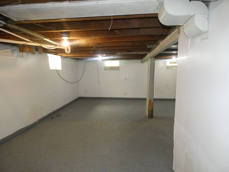 3 Beds 1 Bath House photo'