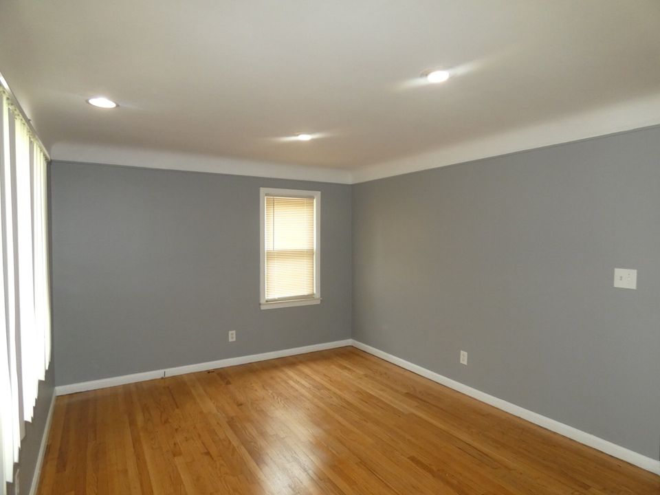 3 Beds 1 Bath House photo'