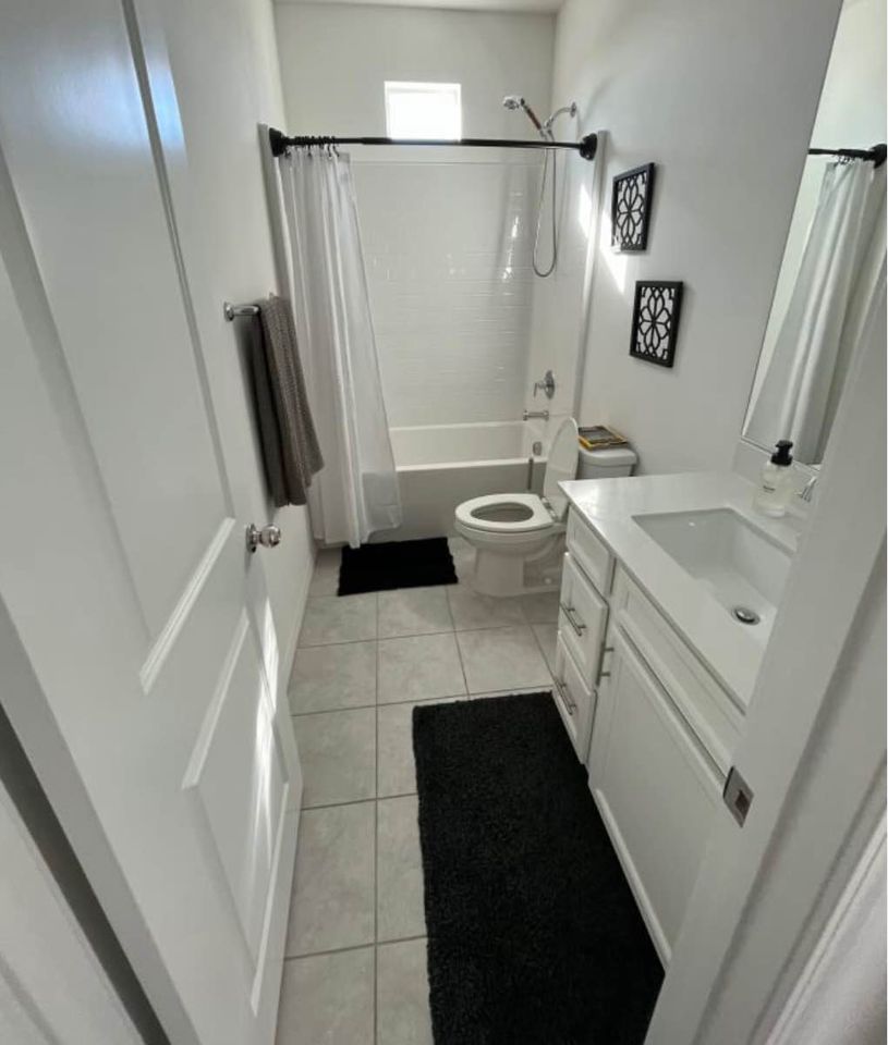 1 Bed 1 Bath - Townhouse photo'